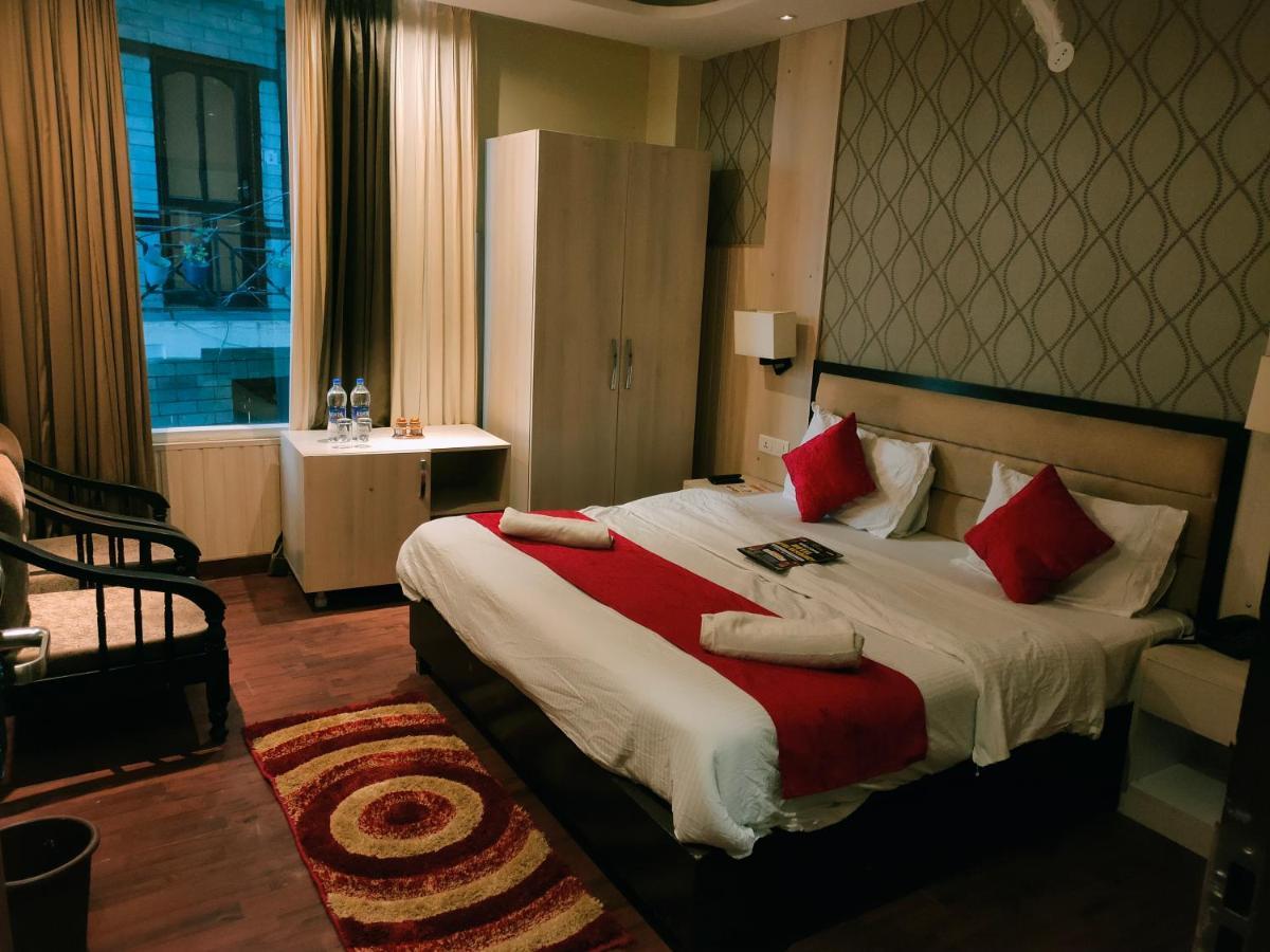 Hotel Royal Residency Manāli Exterior foto